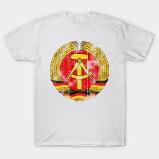 Coat of arms of East Germany T-Shirt